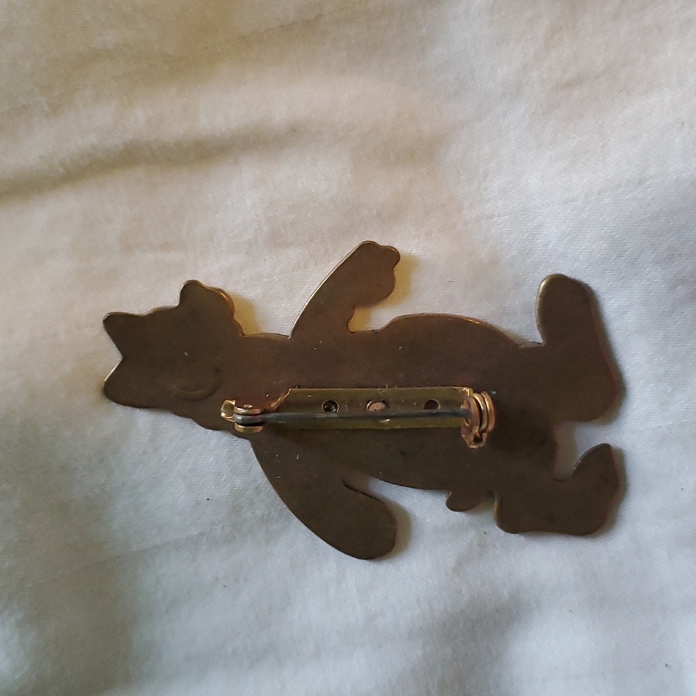 Vintage Bear Pin - Picture 5 of 5